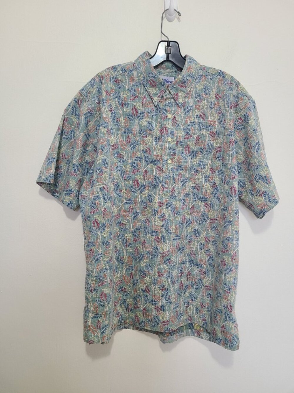 Reyn Spooner Floral Hawaiian Shirt size L Front Pocket